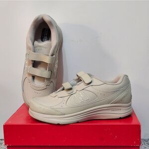 New Balance, Womens Walking Marche Sneakers. NIB-Size/8.5 XX Wide